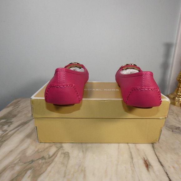 Michael Kors Women's Fulton Moccasin Carmine Pink Gold Logo 7 - Picture 13 of 14